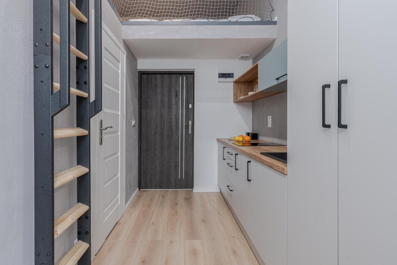 Parkside Fresh Apartments - Old Town Guesthouse - By Upstairs クラクフ エクステリア 写真